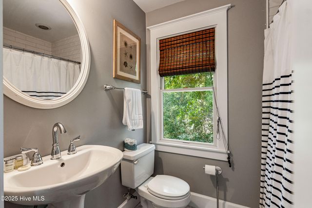 6 Keypost Court, Bald Head Island, NC 28461