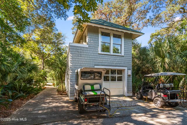 6 Keypost Court, Bald Head Island, NC 28461