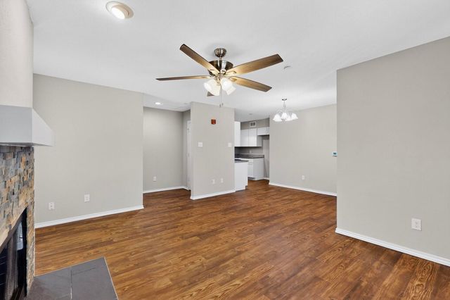 5806 Marvin Loving Drive 211, Garland, TX 75043