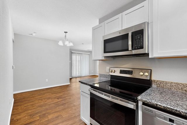 5806 Marvin Loving Drive 211, Garland, TX 75043