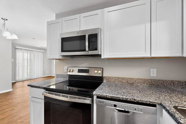 5806 Marvin Loving Drive 211, Garland, TX 75043