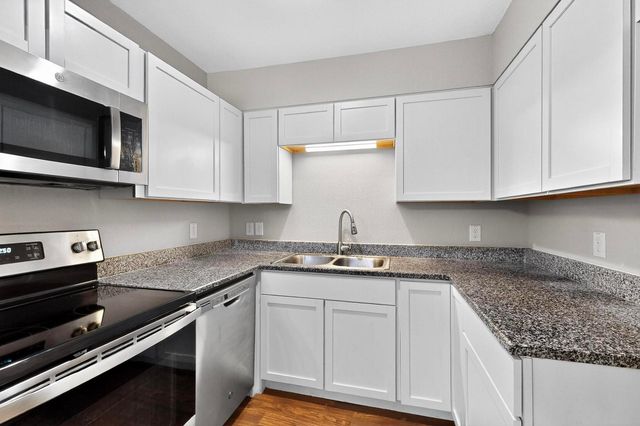 5806 Marvin Loving Drive 211, Garland, TX 75043