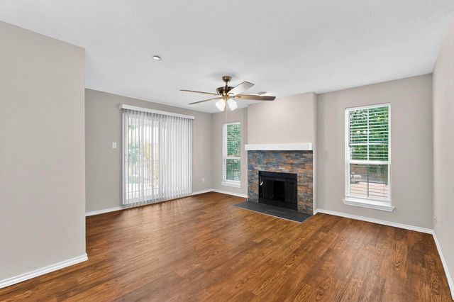 5806 Marvin Loving Drive 211, Garland, TX 75043