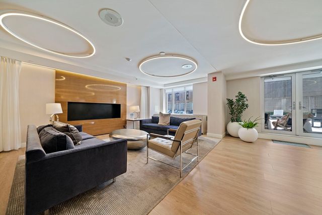151 Tremont St 23B, Boston, MA 02111