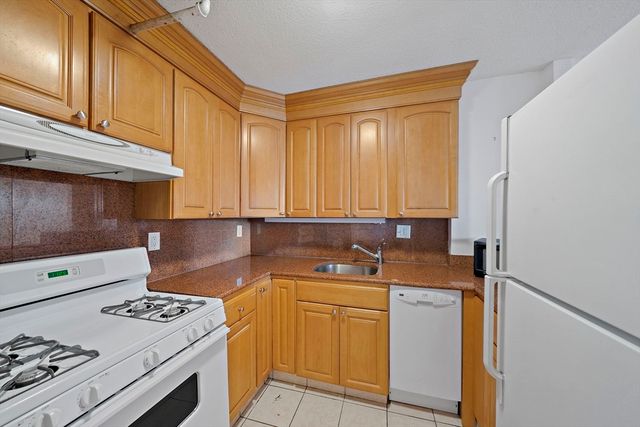 151 Tremont St 23B, Boston, MA 02111