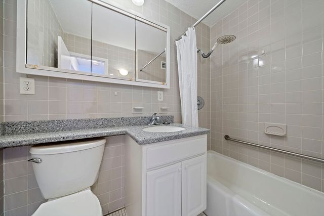 151 Tremont St 23B, Boston, MA 02111