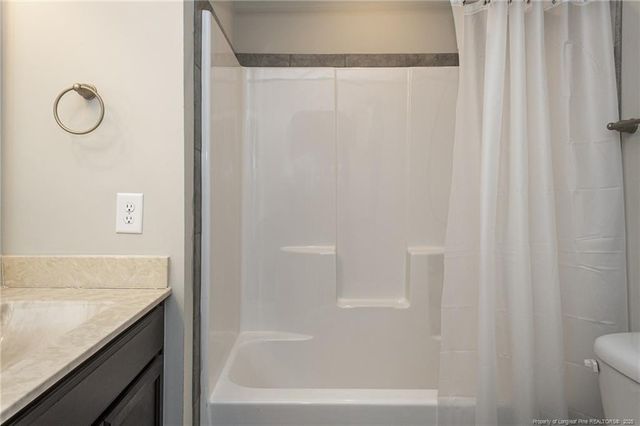 1409 Amen Court, Hope Mills, NC 28348