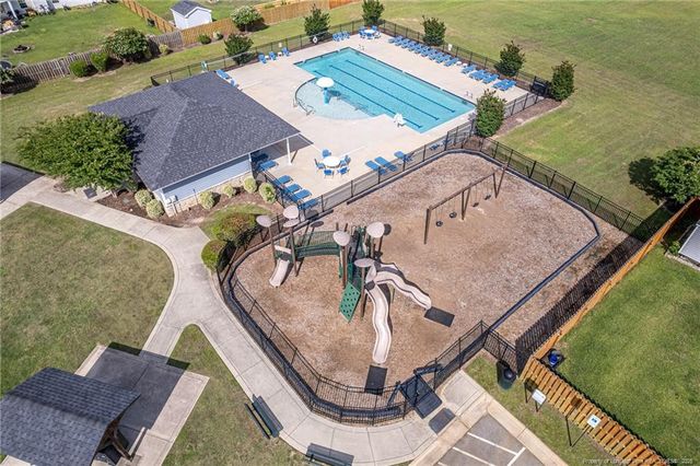 1409 Amen Court, Hope Mills, NC 28348