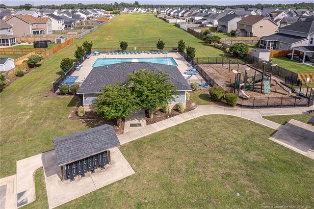 1409 Amen Court, Hope Mills, NC 28348