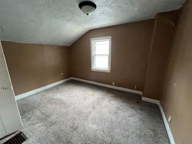 2607 CHESTNUT Street, Erie, PA 16508