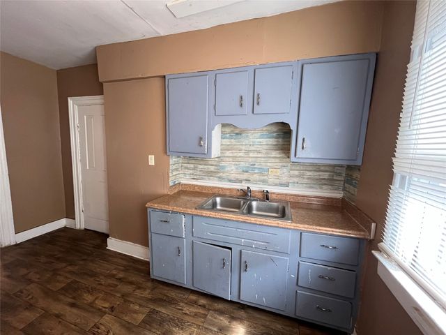 2607 CHESTNUT Street, Erie, PA 16508