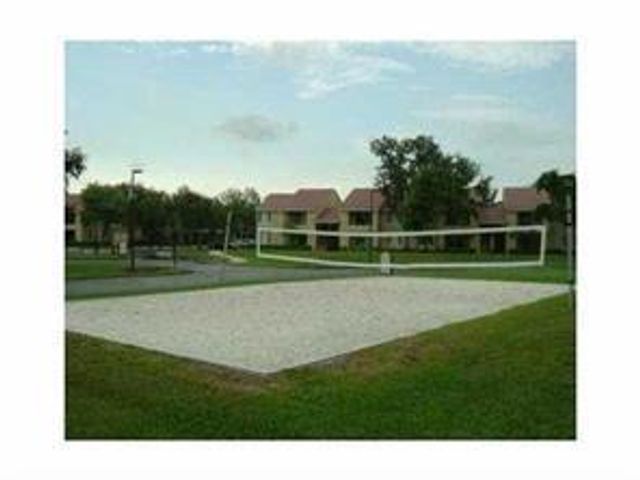 801 Lyons Rd 19-205, Coconut Creek, FL 33063