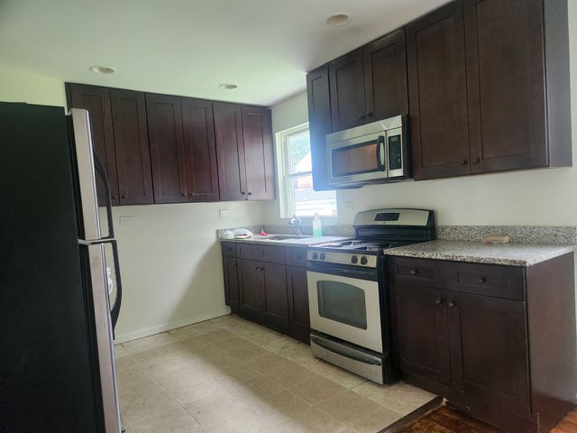 2510 E 96th Street, Chicago, IL 60617