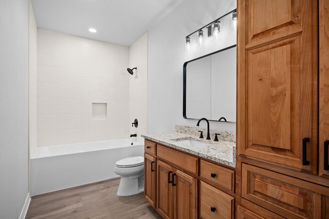 2332 Rock Creek Dr, Kerrville, TX 78028