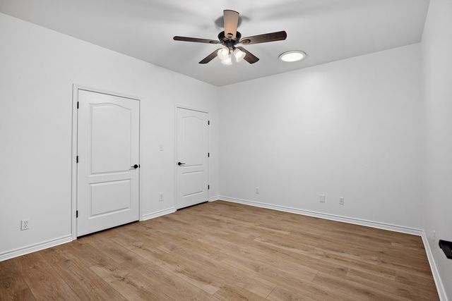 2332 Rock Creek Dr, Kerrville, TX 78028