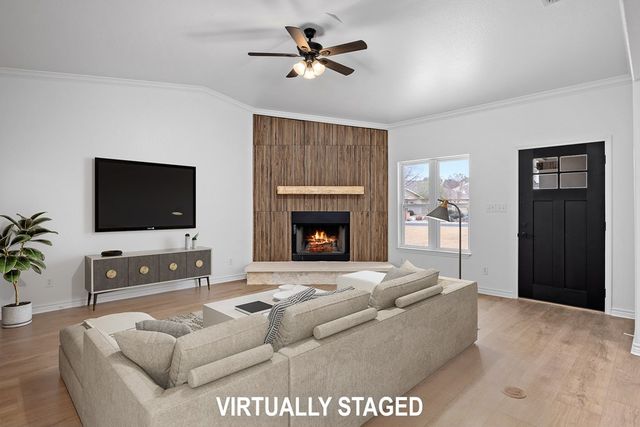 2332 Rock Creek Dr, Kerrville, TX 78028