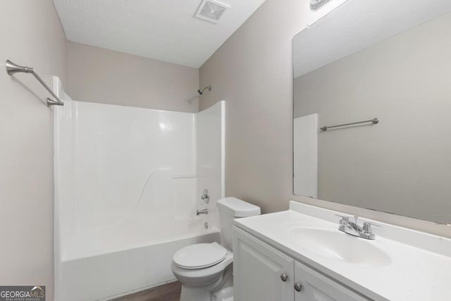 3228 Diamond Bluff, Union City, GA 30291