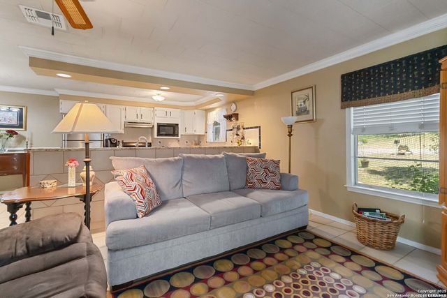 1588 WESTVIEW COURT, Canyon Lake, TX 78133