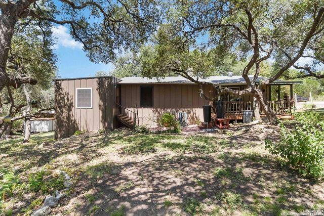 1588 WESTVIEW COURT, Canyon Lake, TX 78133