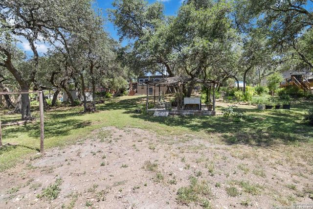 1588 WESTVIEW COURT, Canyon Lake, TX 78133