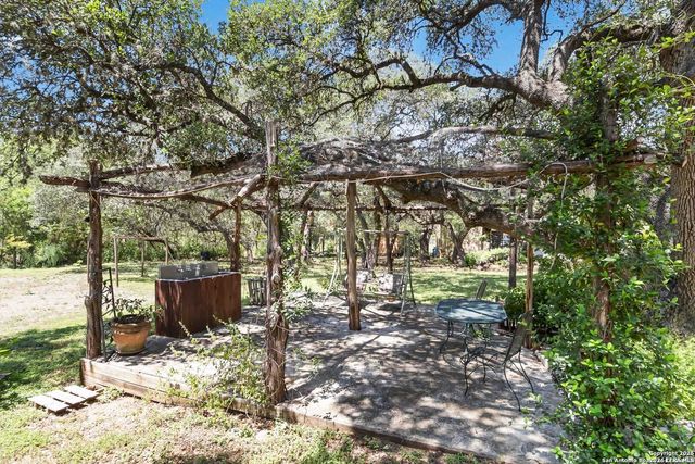 1588 WESTVIEW COURT, Canyon Lake, TX 78133