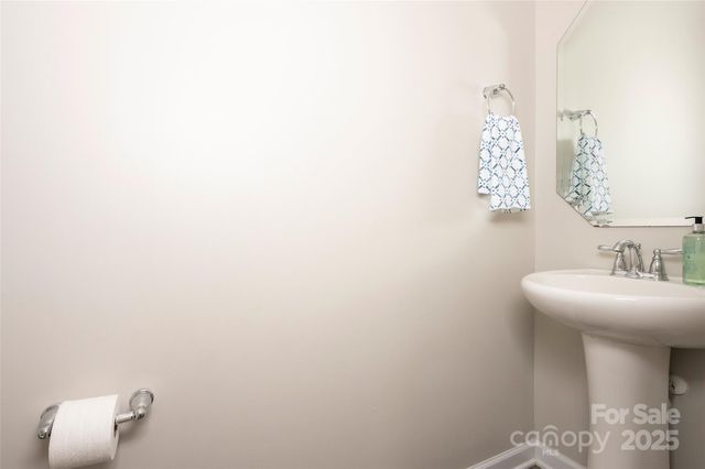 112 Scotch Moss Drive, Advance, NC 27006