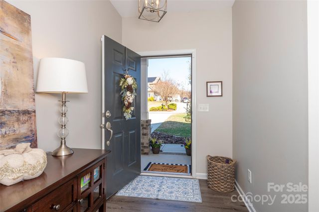 112 Scotch Moss Drive, Advance, NC 27006