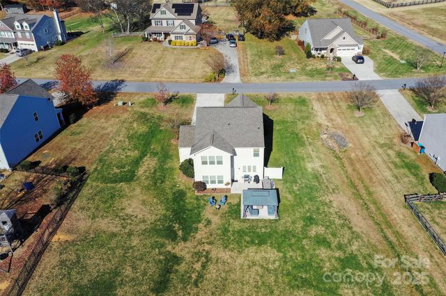 112 Scotch Moss Drive, Advance, NC 27006