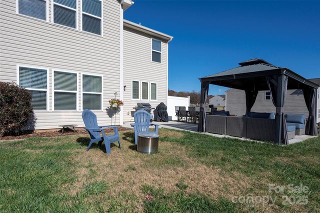 112 Scotch Moss Drive, Advance, NC 27006