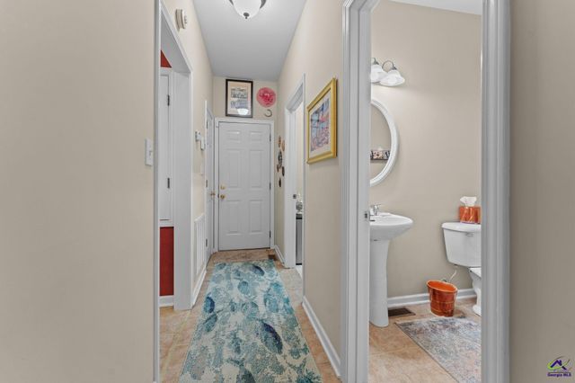128 Brookefield Drive, Macon, GA 31210