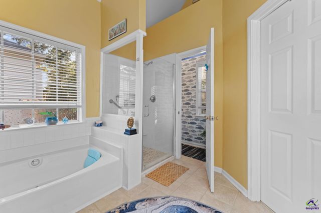 128 Brookefield Drive, Macon, GA 31210