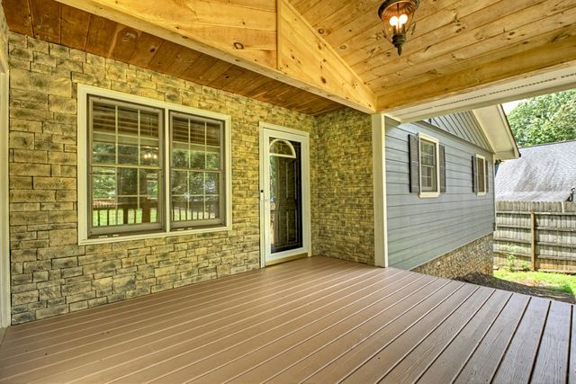 317 Hideaway Place, Morganton, GA 30560