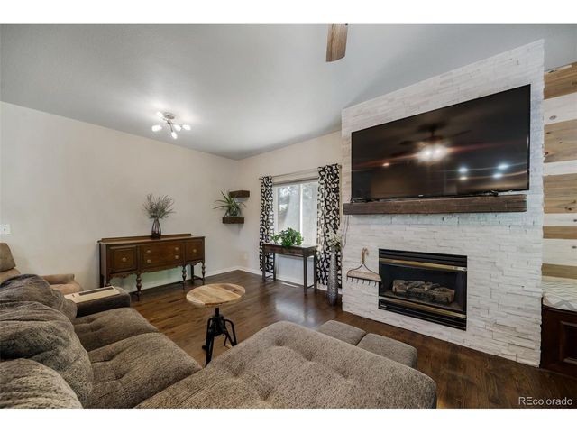 8592 W Eden Dr, Littleton, CO 80127