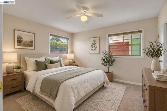 935 2nd Ave, Pinole, CA 94564