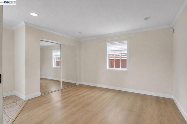 935 2nd Ave, Pinole, CA 94564