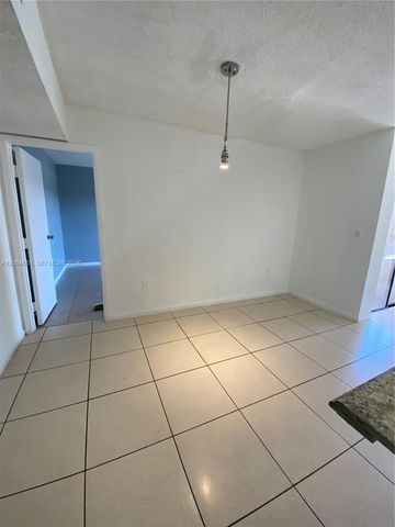 17600 NW 68th Ave B2009, Hialeah, FL 33015