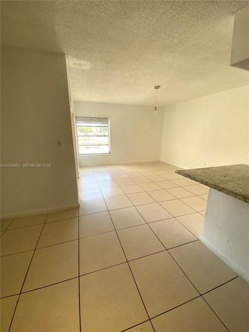 17600 NW 68th Ave B2009, Hialeah, FL 33015