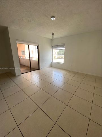 17600 NW 68th Ave B2009, Hialeah, FL 33015
