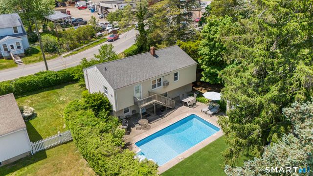 71 Belmont Street, Fairfield, CT 06824