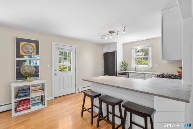 71 Belmont Street, Fairfield, CT 06824