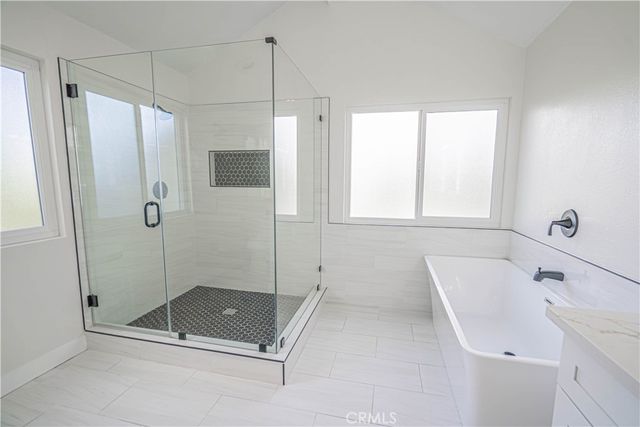 9633 Lilly Court, Northridge, CA 91325