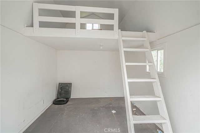 9633 Lilly Court, Northridge, CA 91325