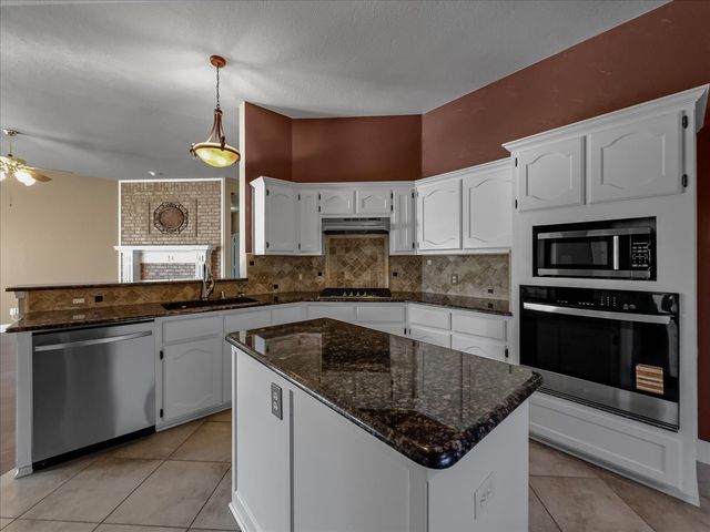 402 Tanglewood Drive, Wylie, TX 75098