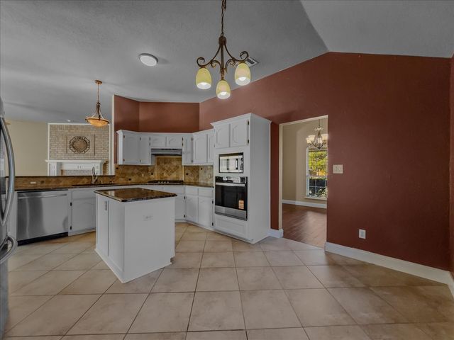 402 Tanglewood Drive, Wylie, TX 75098