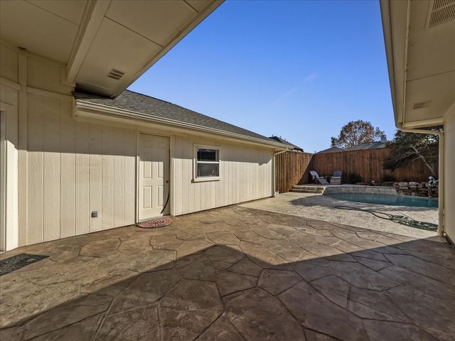 402 Tanglewood Drive, Wylie, TX 75098