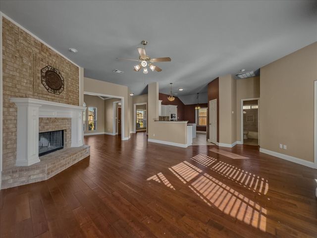 402 Tanglewood Drive, Wylie, TX 75098