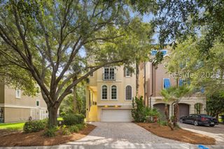17 Corrine Ln, Hilton Head Island, SC 29928