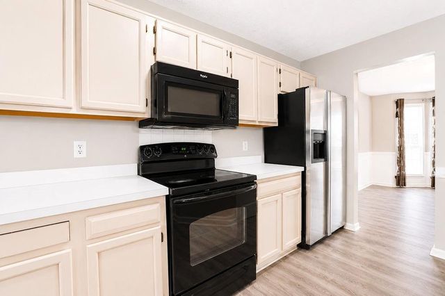 775 Stonemill Manor, Lithonia, GA 30058
