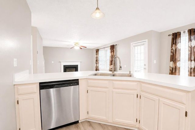 775 Stonemill Manor, Lithonia, GA 30058