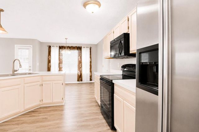775 Stonemill Manor, Lithonia, GA 30058